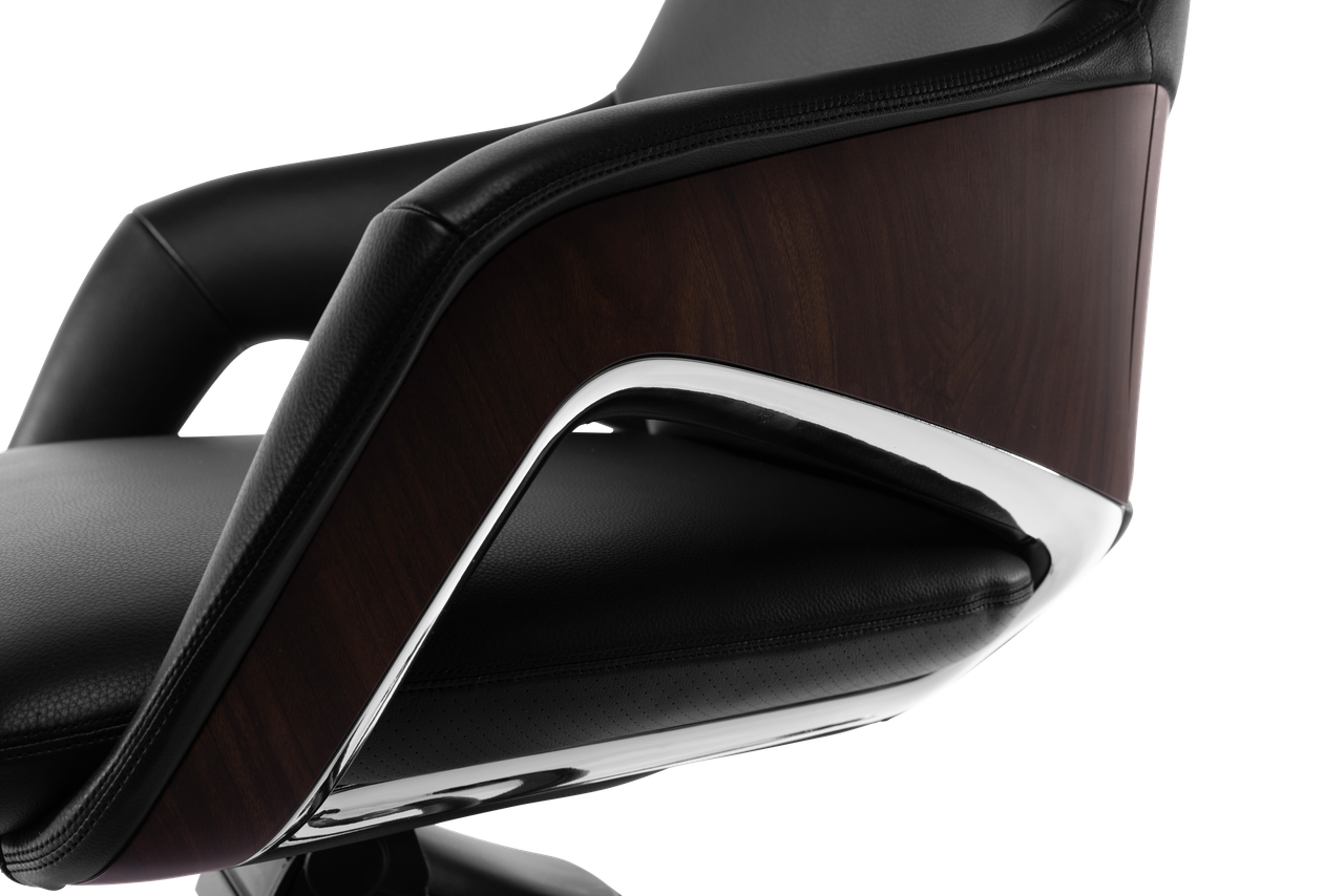 Hiram Controller Chair